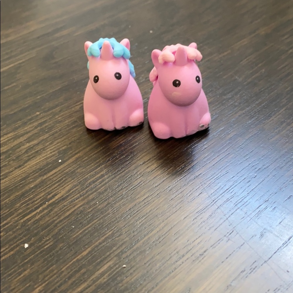 2 very cute unicorn erasers